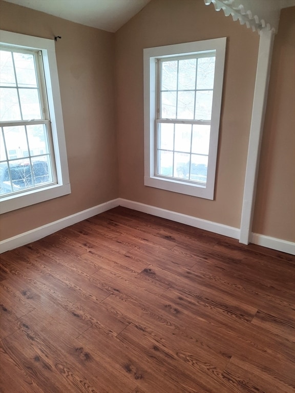 Photo - 11 N Boundary Rd