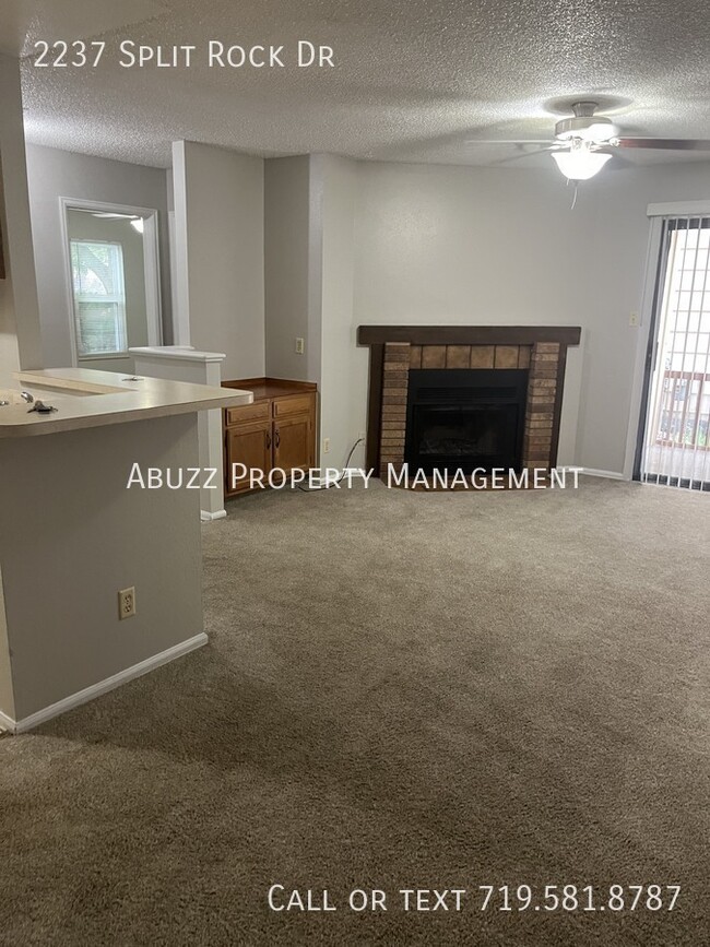 Photo - 2237 Split Rock Dr Townhome