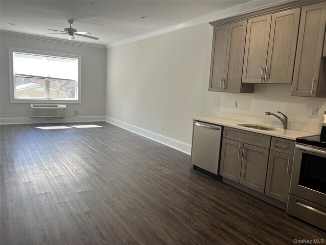 Photo - 11 Farries Ave Unit 319