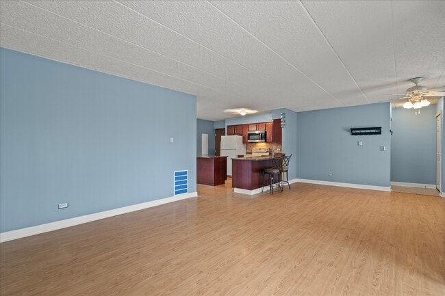 Photo - 708 Briar Hill Ln