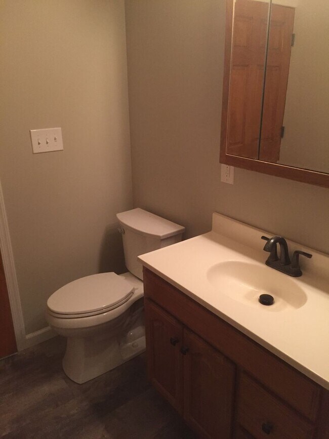 Beautiful 2 bedroom Home in Emmaus Rental House Rental in Emmaus, PA