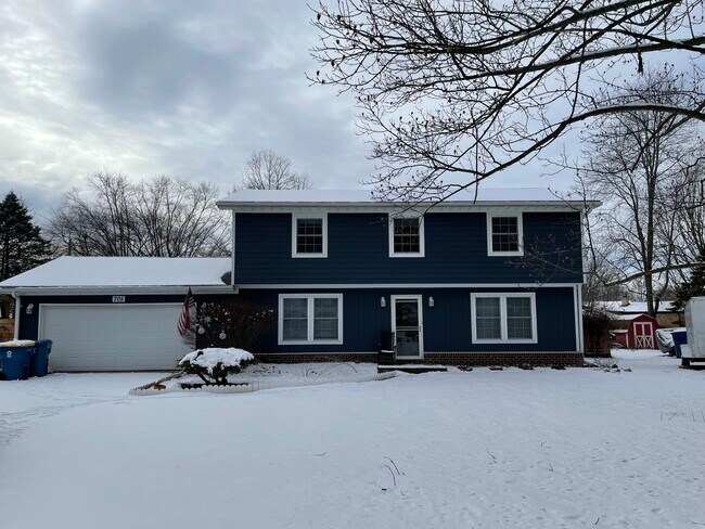 Photo - 705 Carlin Ct House