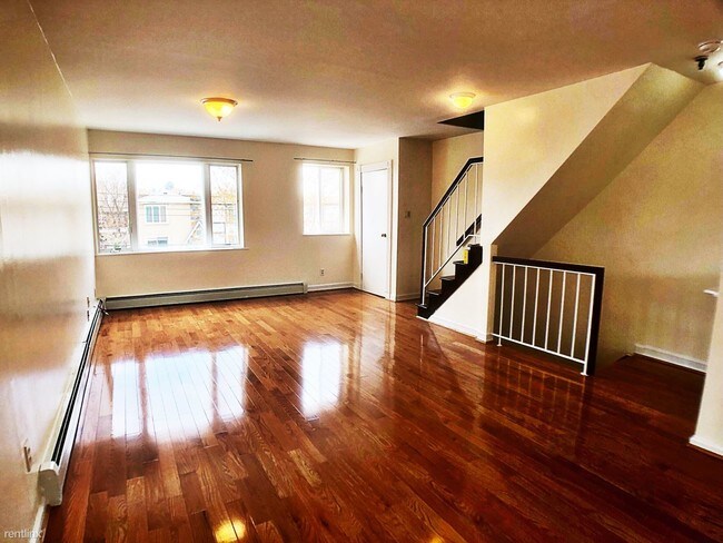 3 Bedroom Marine Park Apartments For Rent Brooklyn Ny Forrent Photo 3 Br 2 Bath Duplex 2245 Ryder St