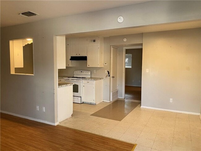 Photo - 1053 Linde Ave Unidad 1061