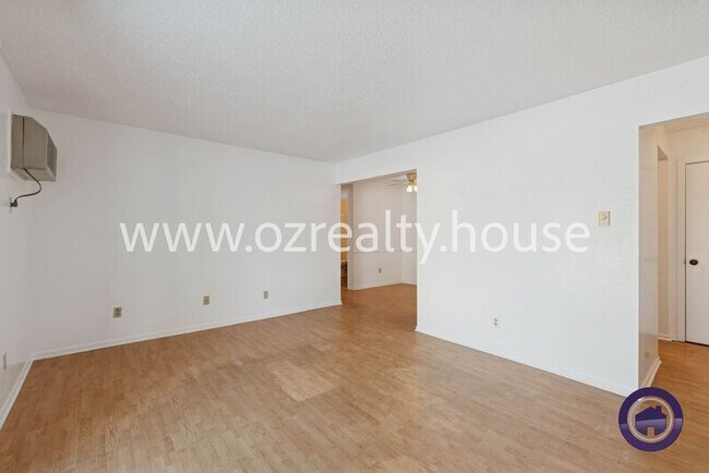 Photo - 2150 N McCord Rd