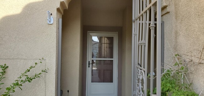 Photo - 716 Summit Dr