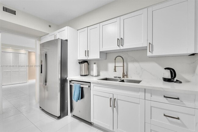 Photo - 9195 Collins Ave Unit 303