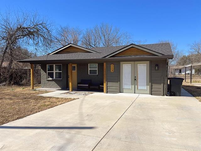 Photo - 513 Burgett St