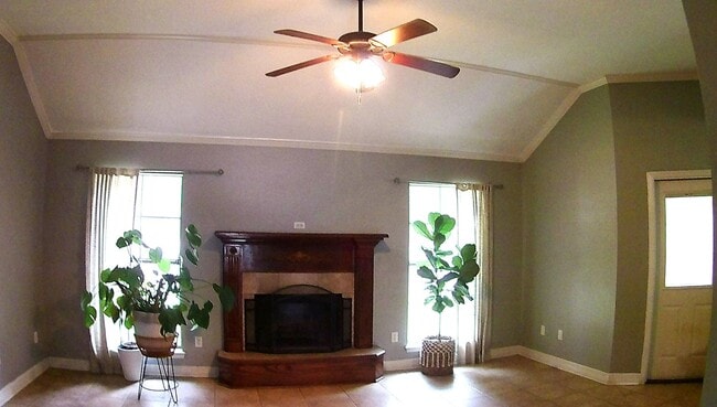 Photo - 708 Quiet Cove Cir