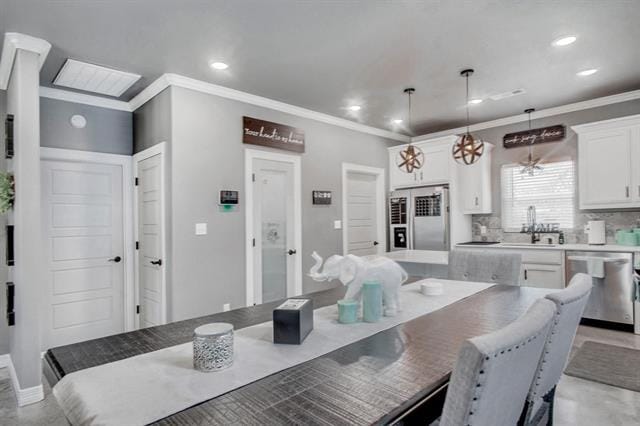 Building Photo - 1018 Chase St