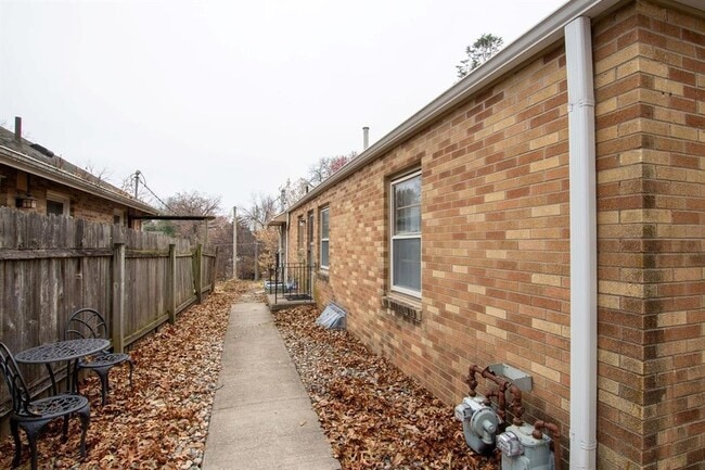 Photo - 4931 Woodland Ave