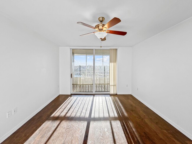 Photo - Prime Clearwater Condo for Rent at Crystal Bay - 1bed | 1 bath