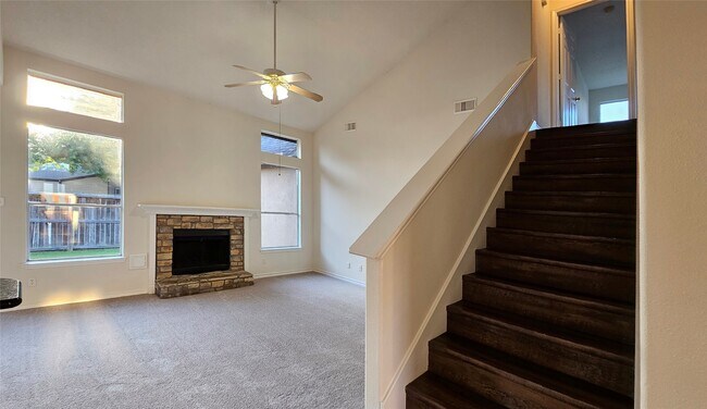 Photo - 2202 Cherry Hill Ct