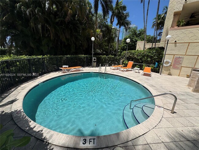 Photo - 1824 Brickell Ave Unidad 4c