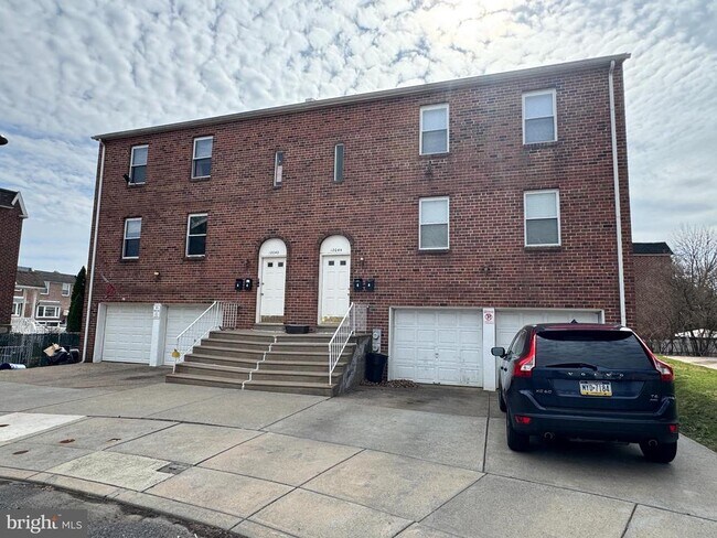 Photo - 12044 Abby Rd