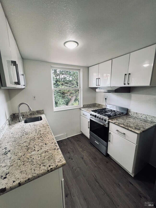Photo - 259 Greene St