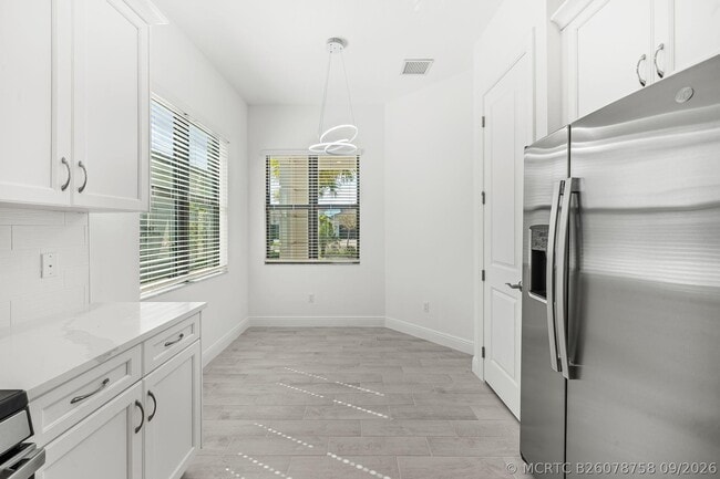 4787 St Armands Way