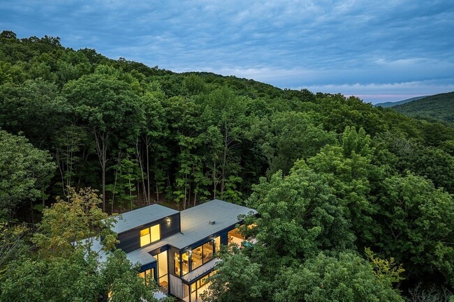 Photo - 40 Rue Mont Aki