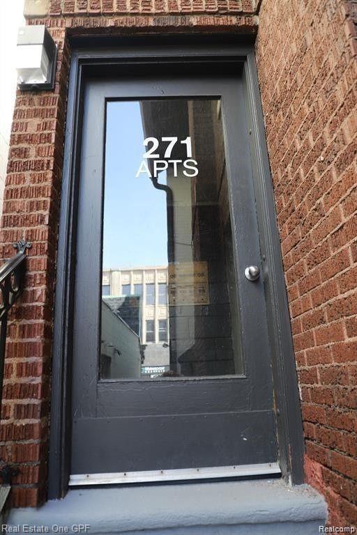 Photo - 271 W Maple Rd Unit 4