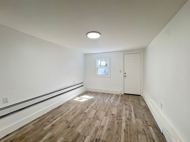Photo - 31 Pearsall Ave Unit 1