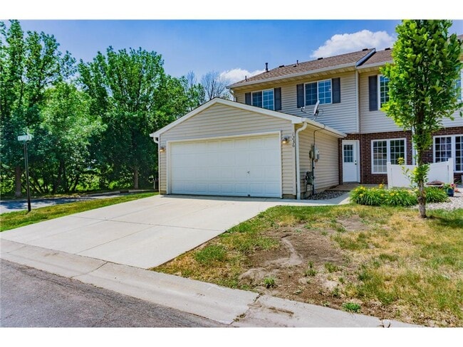 Photo - 1236 Heather Ln Townhome