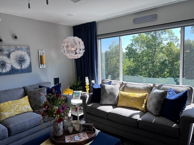 The Silverleaf Apartments