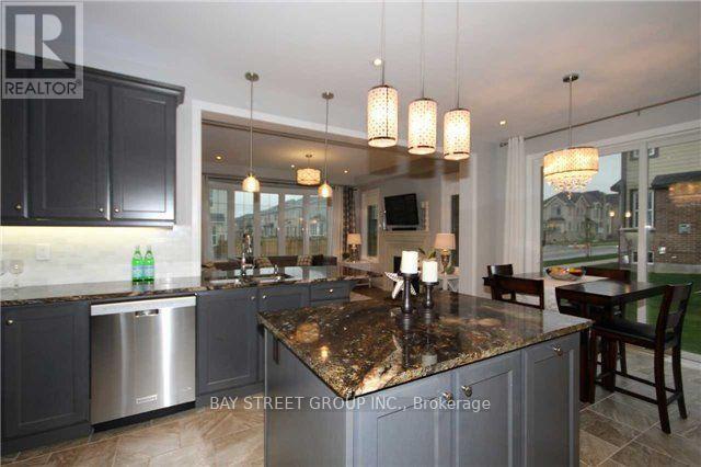 Photo - 3169 Daisy Way