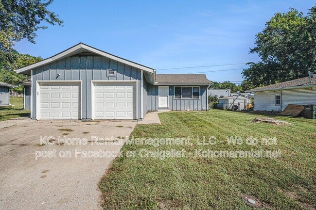 Building Photo - 620 N 13th Terrace