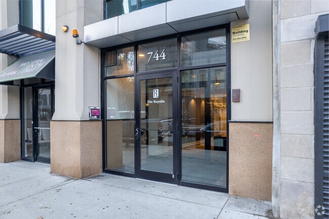 Entrance - Royalle Condominium