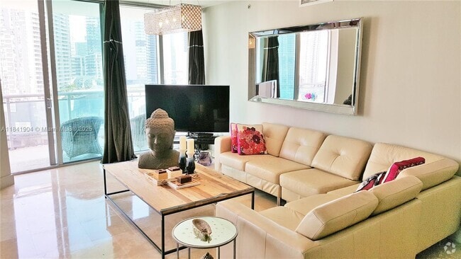 Building Photo - 350 S Miami Ave Unit 2002 Rental