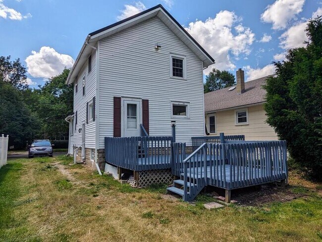 Photo - 201 S Foster Ave