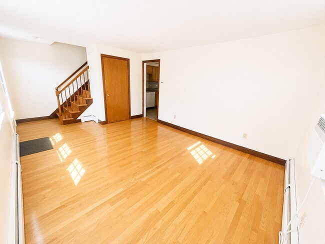 Photo - 7 Ridge St