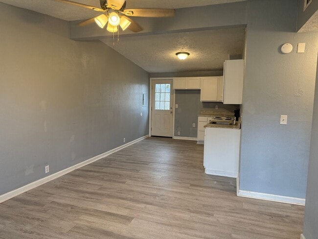 Photo - 155 Tamarack Dr Unit 155 Tamarack Dr. s 4