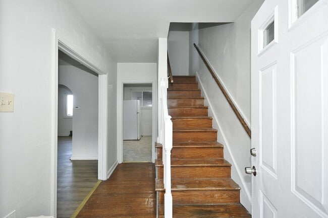 Photo - 2937-2939-2939 Freeland St Unit 2939 Freeland St