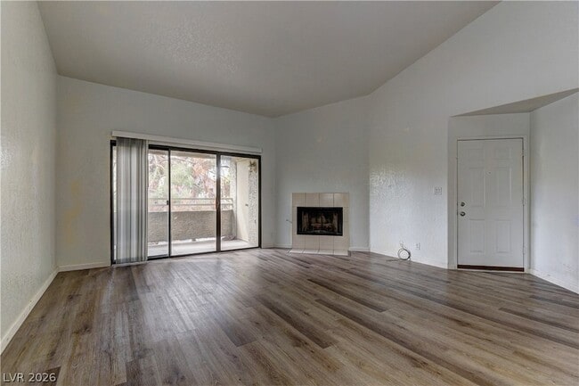 Photo - 5056 S Rainbow Blvd Unidad 205