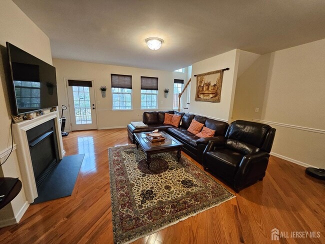 Photo - 12 Jensen Court