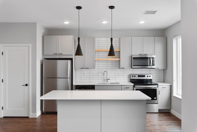 Photo - Uptown & Main