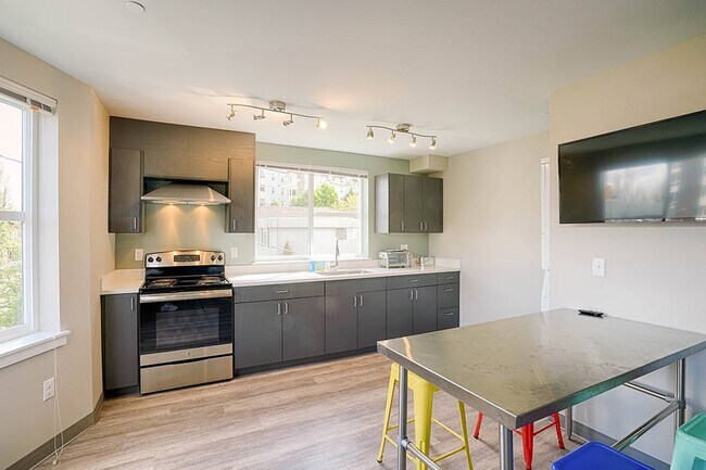 Madison 2.0 Studios in Capitol Hill!