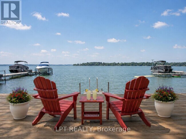 Photo - 919 Lake Dr N