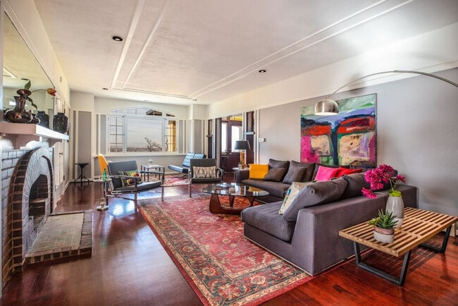 Photo - 419 N Main St Unidad SI ID1597530P