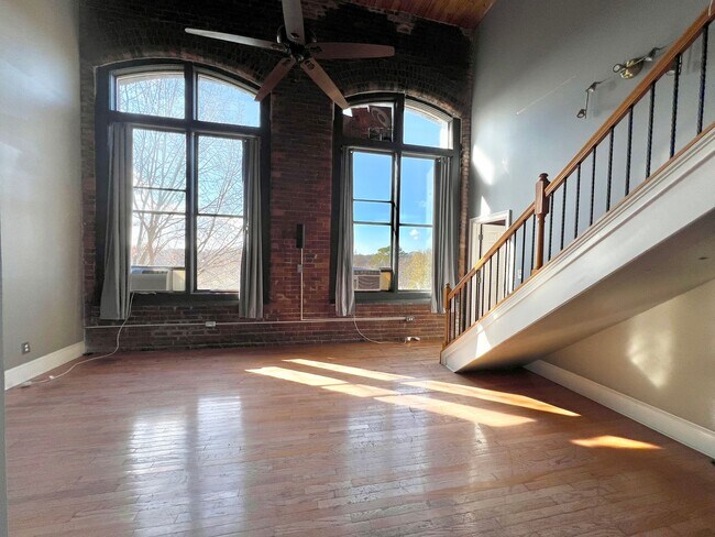 Photo - Stunning 2BR/1BA  Condo in Charlotte!!