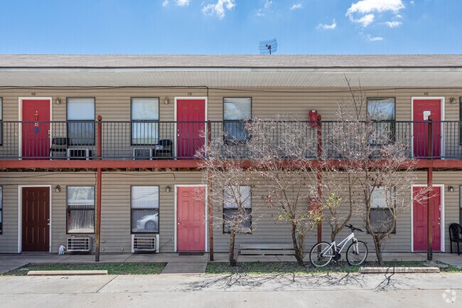 Photo - 1706 Powell St
