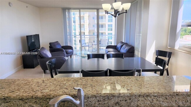 19501 W Country Club Dr Unit 704
