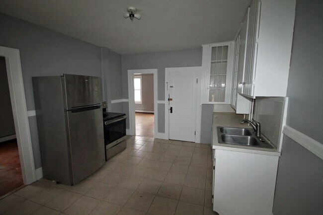 23-23 Maple Ave Unit 21A Maple Ave