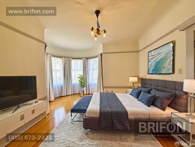 Photo - 1461 Hyde St Apartment