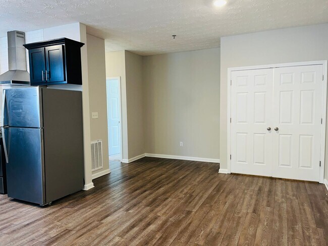 Photo - 615 Jefferson St Unit B