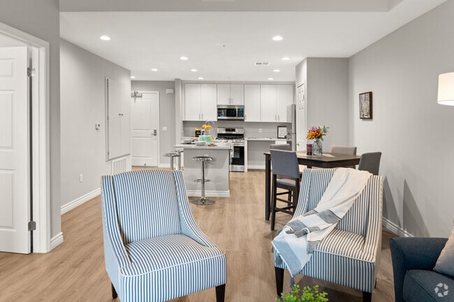 1HAB, 1BA - 866SF - Centerpointe at Market