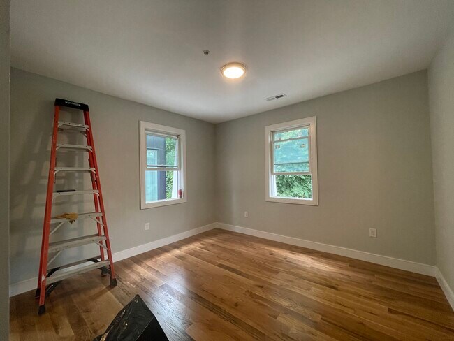 Photo - 497 Boylston St