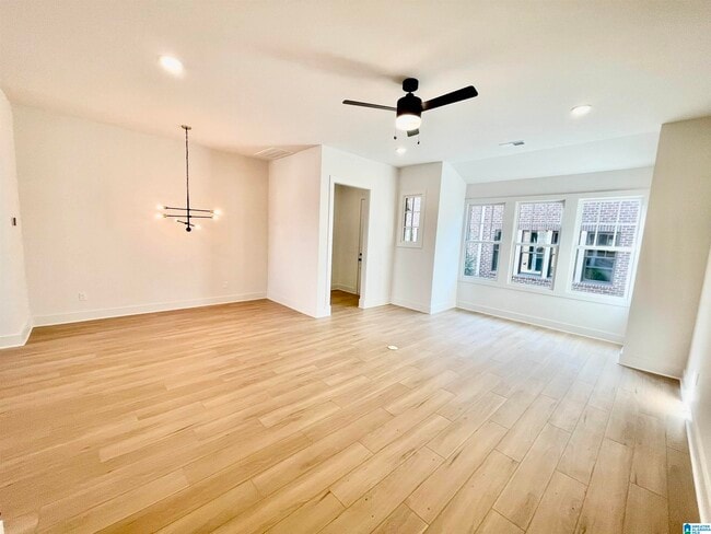 Photo - 1782 Deverell Ln