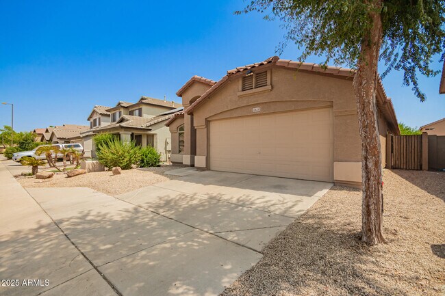 Photo - 12425 W Montebello Ave